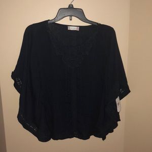 NWT! Navy Altar’d State flowy shirt
